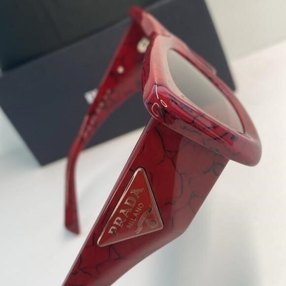 - New Authentic PRADA Acetate Symbole Sunglasses SPR 13Z Red Marble - Picture 10 of 12